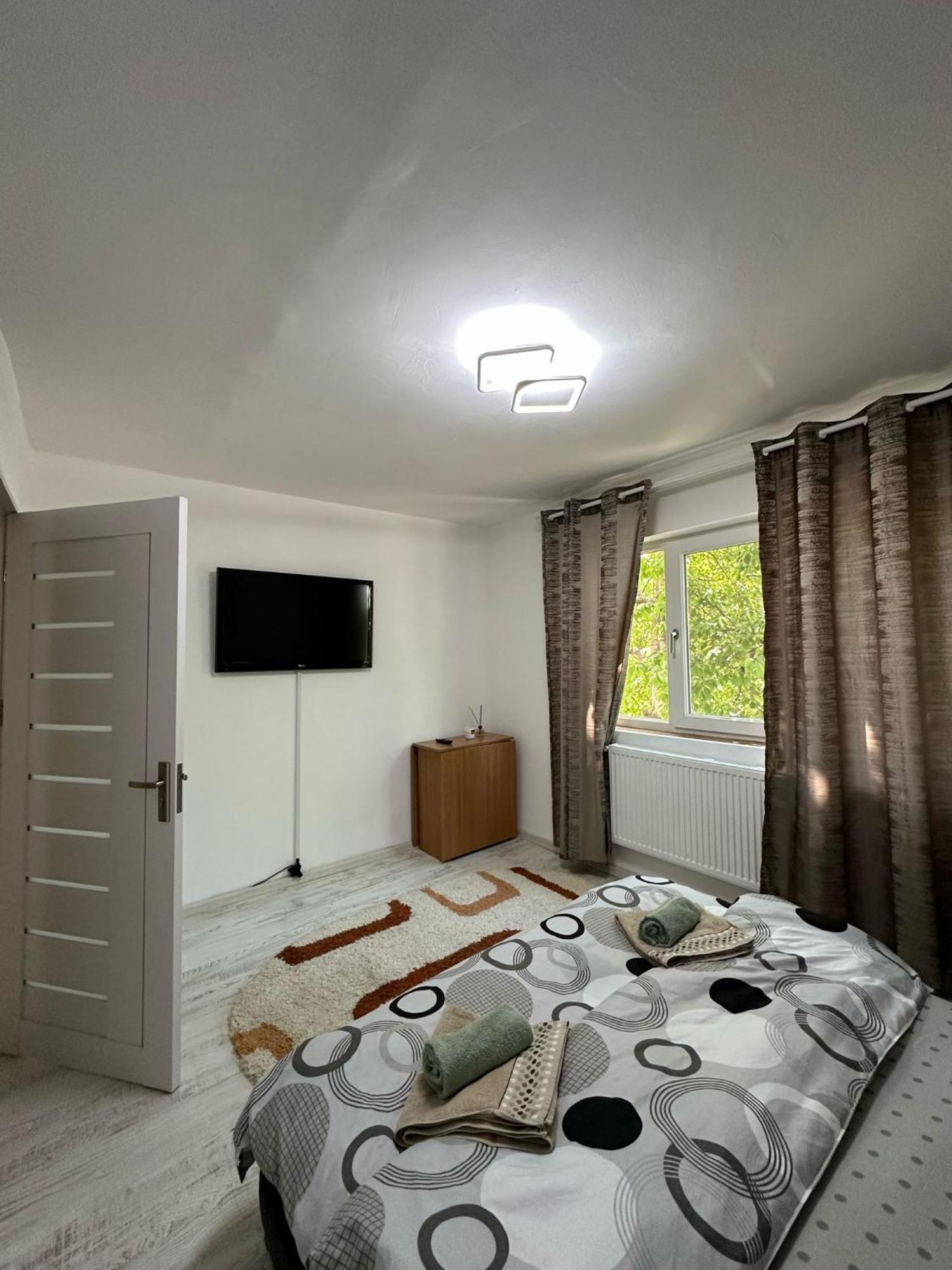 Apartament Rovine Крайова Екстер'єр фото